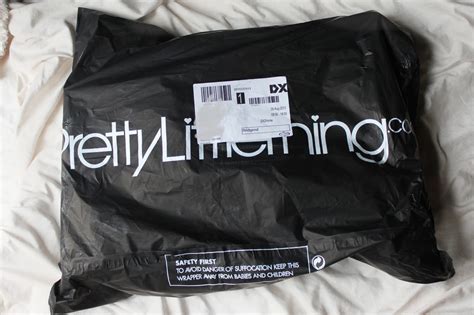 pretty little thing delivery review